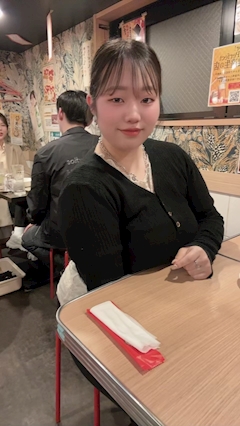 プロフィール写真2・よな｜金山 ガールズバー・ロイヤル