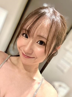 プロフィール写真2・岸本けい|Member’s 桜木・さくらぎ - 名古屋 錦のクラブ/ラウンジ