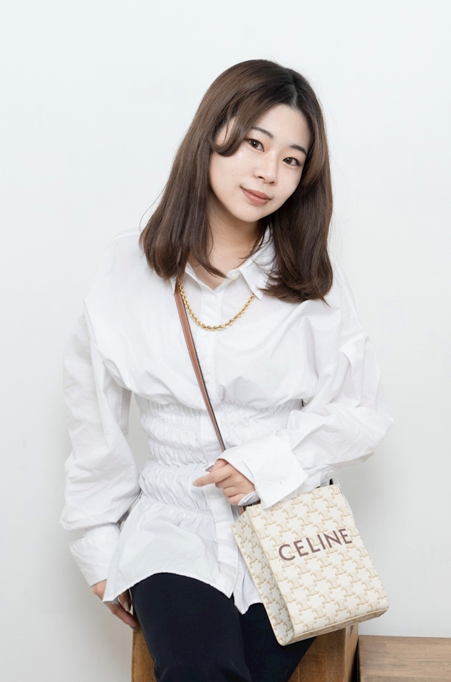 プロフィール写真3・瞳｜