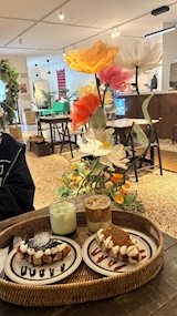 cafe+82