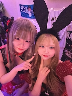 ぴょん「かにかまあきた～🦀」
