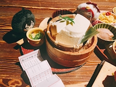 ユウ「いますよん」