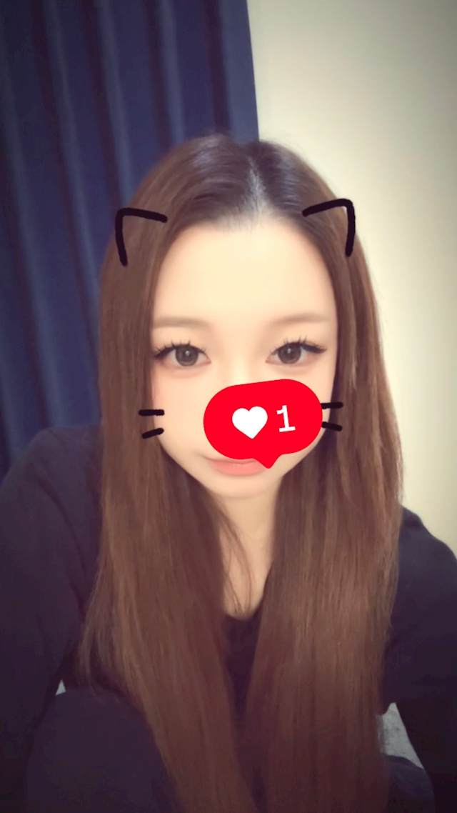 なな LA’BAY