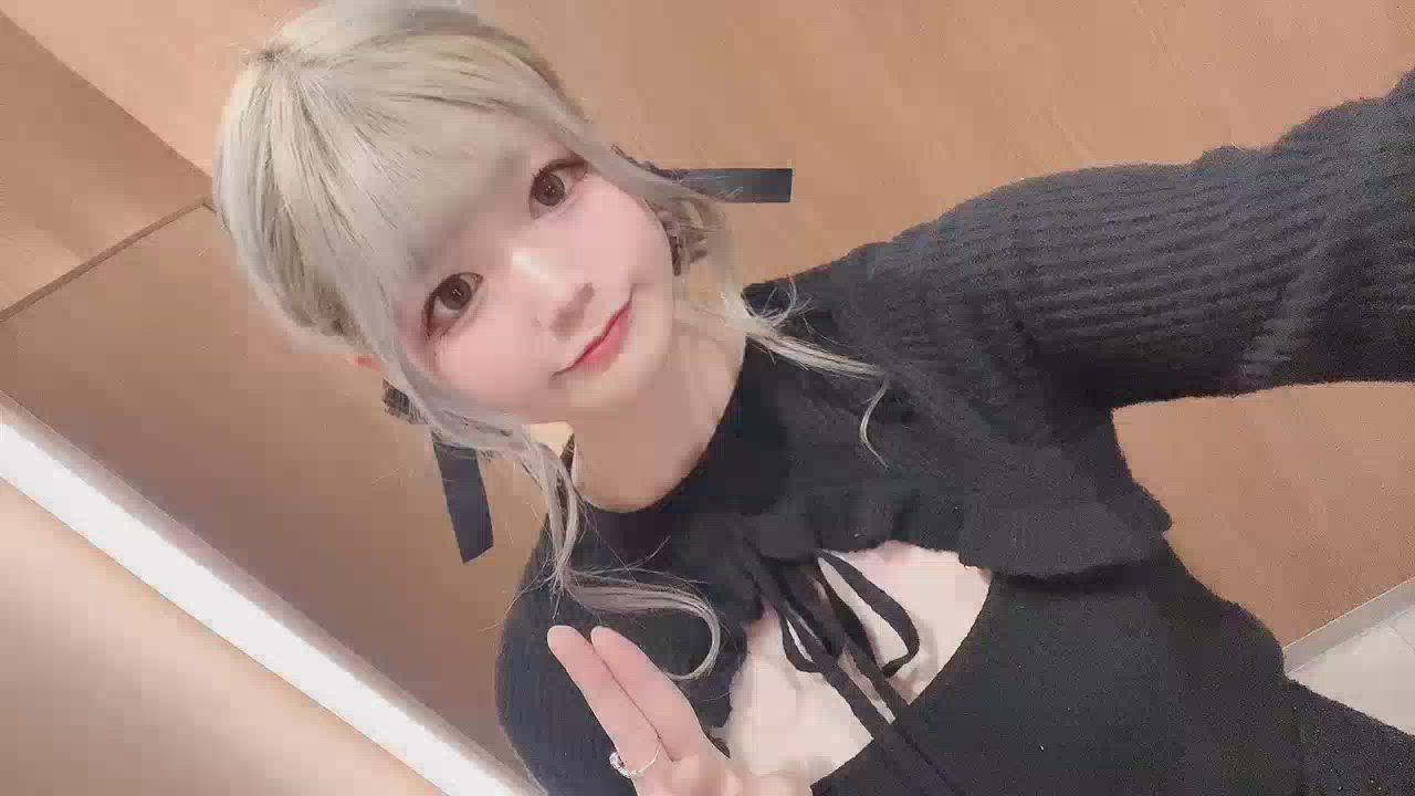 最近ブログを始めた女の子
