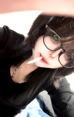 最近ブログを始めた女の子