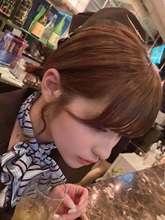 プロフィール写真8・なぎさ🍊巣鴨THREE｜GIRLS BAR THREE・スリー - 巣鴨のガールズバー