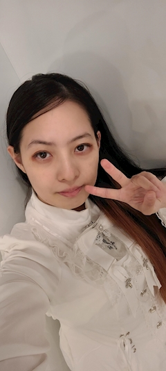 最近ブログを始めた女の子