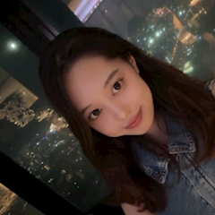 最近ブログを始めた女の子