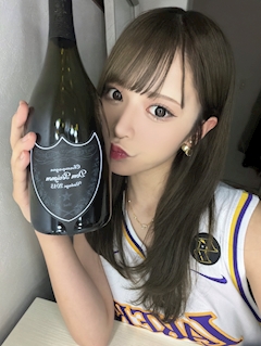 プロフィール写真3・かんな元5歳先輩|Grand Luxe・グランリュクセ - 高松市(古馬場町)のキャバクラ