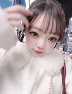 プロフィール写真3・もも🍑.*･ﾟ｜全力ライトラウンジ・ゼンリョクライトラウンジ - 南船場のラウンジ/クラブ