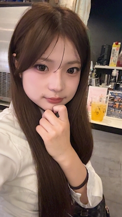 るな　ラウンジルーナ🌙「ᐡ ̳- ‧̫ • ̳ᐡ◝✩」
