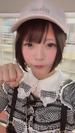 プロフィール写真3・ろら|Girls Bar AHKAH’s 刈谷店・アーカーズ - 刈谷のガールズバー