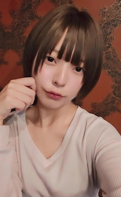 プロフィール写真1・ろら｜Girls Bar AHKAH’s 刈谷店・アーカーズ - 刈谷のガールズバー