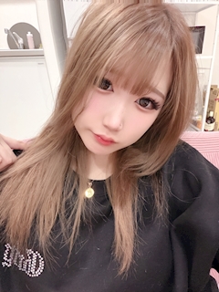 最近ブログを始めた女の子