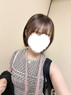 ピックアップキャスト 🩵みれい🩵 Queens Bar・クイーンズバー - 赤羽の朝・昼ガールズバー
