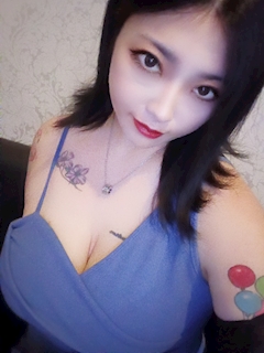 プロフィール写真3・れいな|熟女キャバクラ『乱舞-らんぶ』・ランブ - 安城の熟女パブ/熟女キャバクラ