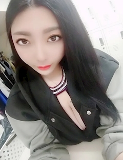 プロフィール写真3・れいな｜熟女キャバクラ『乱舞-らんぶ』 - 安城の熟女パブ/熟女キャバクラ