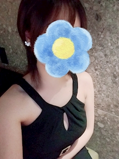 プロフィール写真1・新木ゆい｜CLUB ONE CHAN ミナミ 心斎橋・ワンチャン ミナミ シンサイバシ - ミナミの熟女パブ/熟女キャバクラ