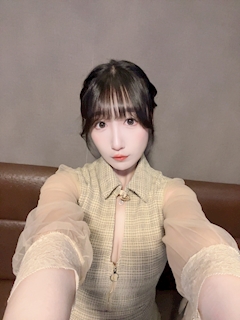 プロフィール写真2・よもぎ|新橋キャバクラ キング・アンド・クイーン