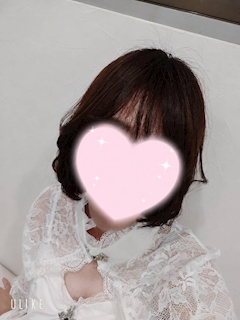 プロフィール写真2・もな|シロノクラウン - 池袋西口のコンカフェ