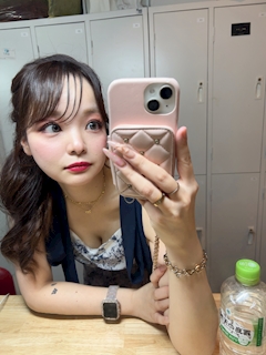 プロフィール写真2・はる🍒⋆꙳|karen・カレン - 名古屋 錦の熟女パブ/熟女キャバクラ