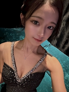 プロフィール写真3・つき|Lounge あたら夜・あたらよ - 安城のクラブ/ラウンジ