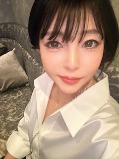 プロフィール写真6・ここ｜Mrs.CAFE 光・ミセスカフェ ヒカリ - 名古屋 錦の熟女パブ/熟女キャバクラ