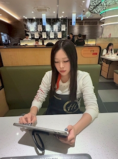 プロフィール写真1・あみ|Girls Bar AHKAH’s 安城店・アーカーズ アンジョウテン - 安城のガールズバー