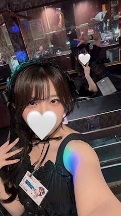 つばさ🪽天使と悪魔「あつそうすぎ…⁉️」