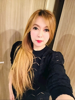 プロフィール写真2・美端｜真理子・マリコ - 名古屋 栄のインターナショナルパブ