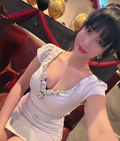 プロフィール写真1・さら｜真理子・マリコ - 名古屋 栄のインターナショナルパブ