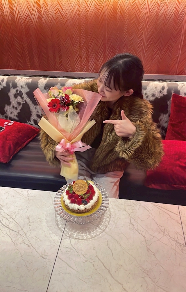 はな Club Carat