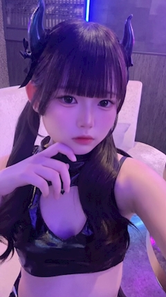 プロフィール写真8・アリス|Succubus Night Bar 夜伽 京都木屋町店・サキュバスナイトバー ヨトギ - 木屋町のコンカフェ