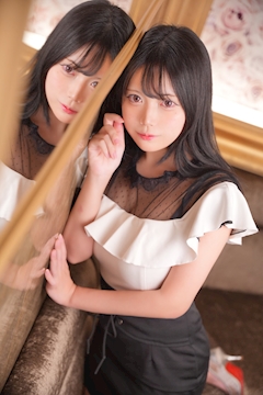 プロフィール写真3・みく｜Girls Bar AHKAH’s 安城店・アーカーズ アンジョウテン - 安城のガールズバー