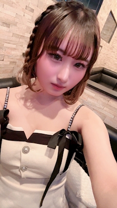 プロフィール写真1・なみ|Girls Bar CLOVER・ガールズバー クローバー - 金沢片町のガールズバー
