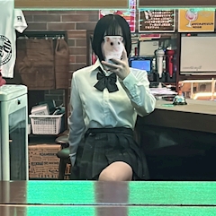 プロフィール写真1・🍣りく🍜|3年2組 薬研堀学園・サンネンニクミヤゲンボリガクエン - 広島市(流川)のガールズバー