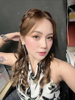 プロフィール写真3・アレクス(Alex)🫦｜CLUB SWAG・スワッグ - 中洲のインターナショナルパブ