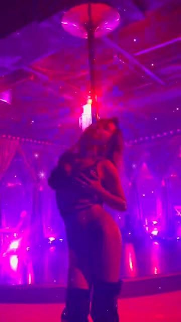Pinkyのプロフ動画