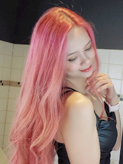 プロフィール写真30・Pinky｜CLUB SWAG・スワッグ - 中洲のインターナショナルパブ