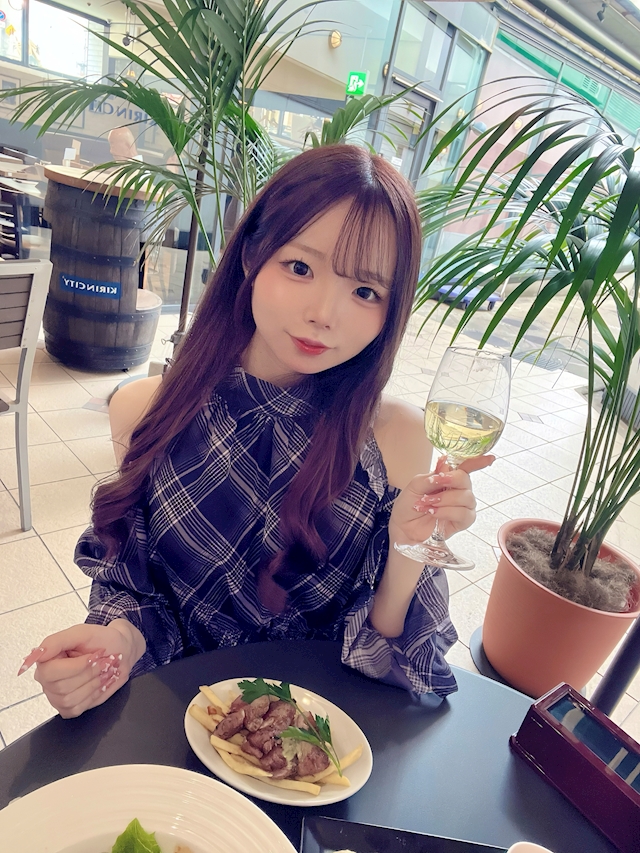 みゆ NEON SEOUL