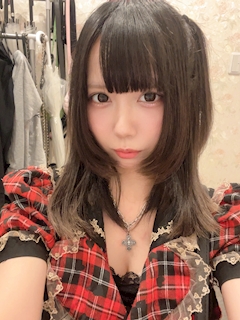 プロフィール写真3・もも｜ろぜきゃす・ロゼキャス - 池袋東口のコンカフェ