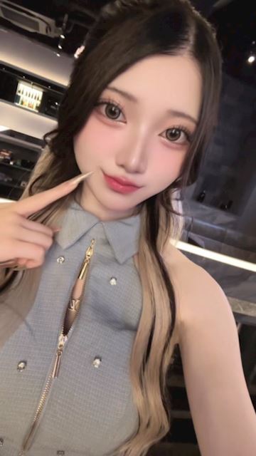 なな CLUB MEROのプロフ動画