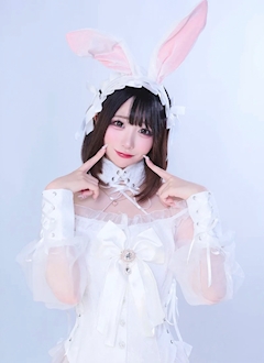 プロフィール写真1・白鯨 もも|La vie et kanda・ラヴィエ - 神田のキャバクラ