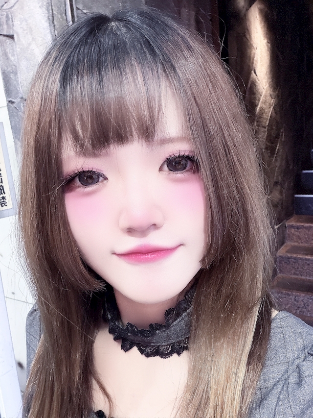 なぎ Girls bar Luxe