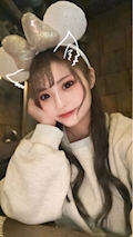 ゆりな