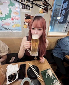 プロフィール写真2・ひな 【ミッドナイト陰謀論】|ミッドナイト陰謀論・ミッドナイトインボウロン - 曳舟のパブ/スナック