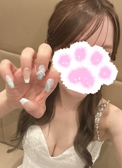 天宮　かな「ネイル～🌴🌺✨」