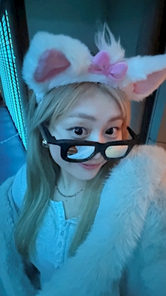 プロフィール写真2・みう　はちくろ｜はちみつくろーばー - 池袋西口のキャバクラ