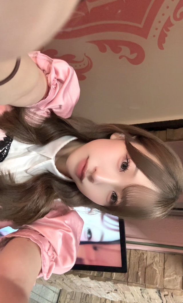 しのん🩷ぴんもん梅田店 PINK MONSTER梅田