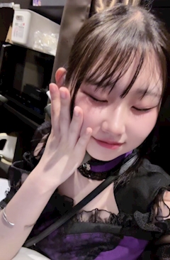 プロフィール写真1・つむぎ｜キミとなら堕ちてもいい・キミトナラオチテモイイ - 新宿三丁目のコンカフェ
